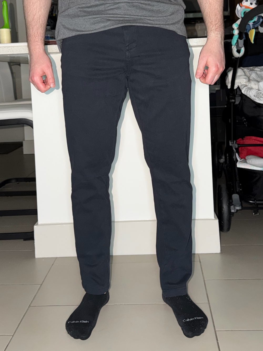 Cove Men's Slim Fit Chinos in Navy